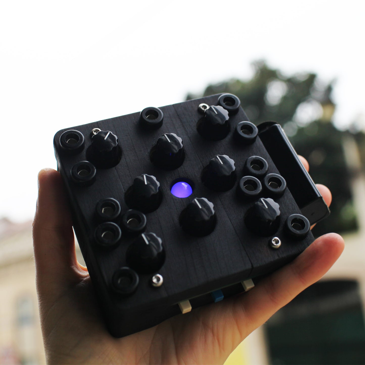 Clicker Burnt Toast (Limited Edition)